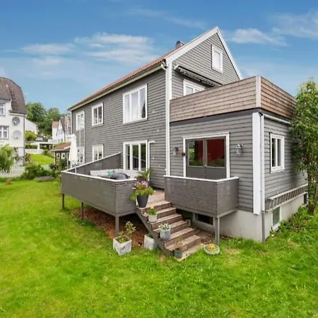 Apartamento Tomannsbolig Sentralt *